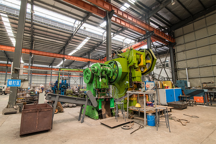 荥阳网架配件-锥头加工车间